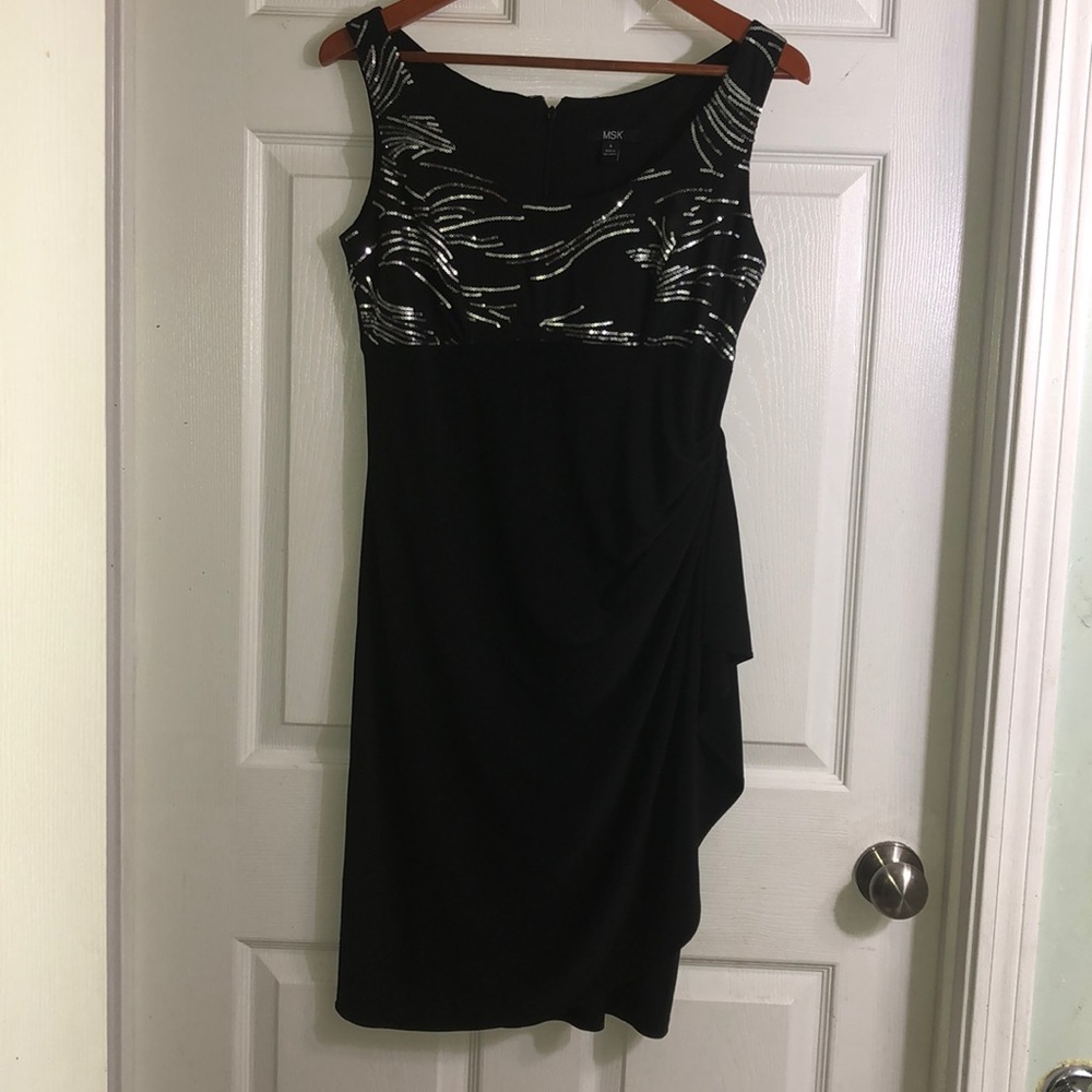 - MSK  women’s‎ black dress size 6
